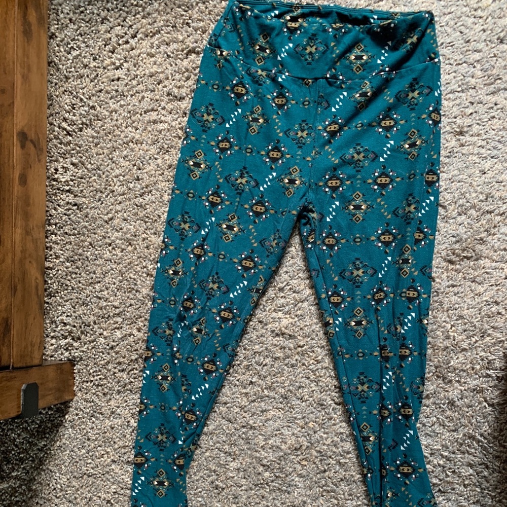 LulaRoe leggings. Never worn.